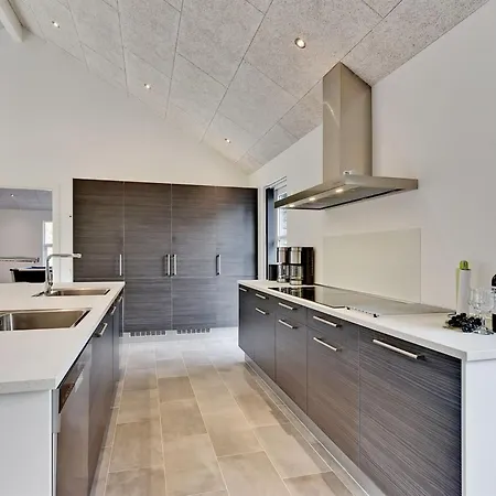 Jeneke Tatil Evi